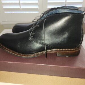 Johnston and Murphy Men's Raleigh Black Chukka Size 12